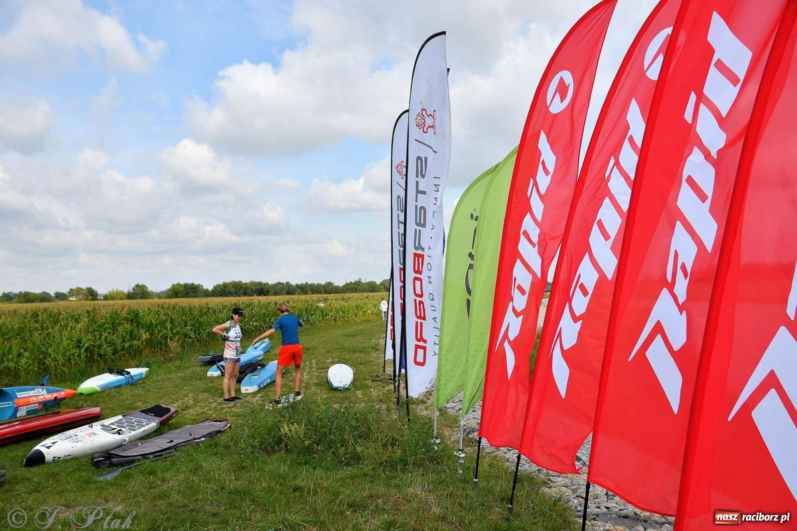 Zdjęcie w galerii na portalu naszraciborz.pl: Śmiałkowie pod zaporą. Najdłuższy dystans Odra Sup Cup 2023 [FOTO i WIDEO] wiadomości z regionu