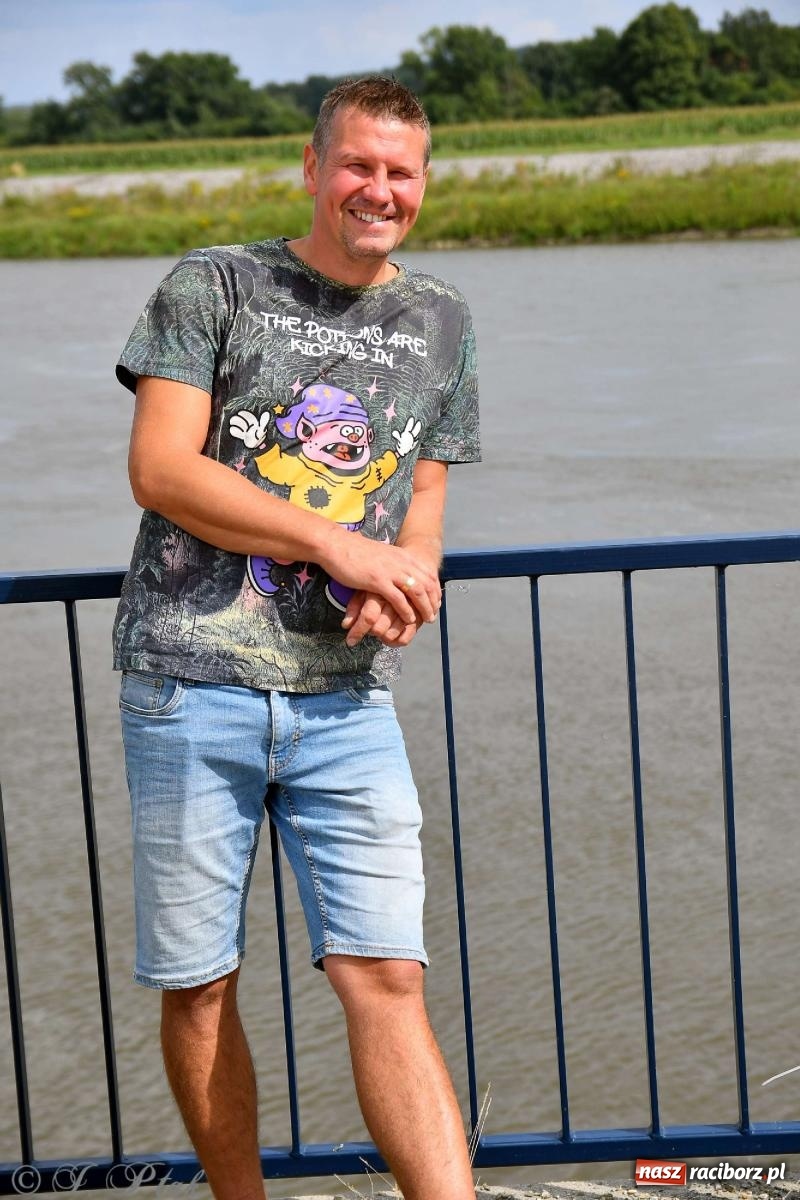 Zdjęcie w galerii na portalu naszraciborz.pl: Śmiałkowie pod zaporą. Najdłuższy dystans Odra Sup Cup 2023 [FOTO i WIDEO] wiadomości z regionu