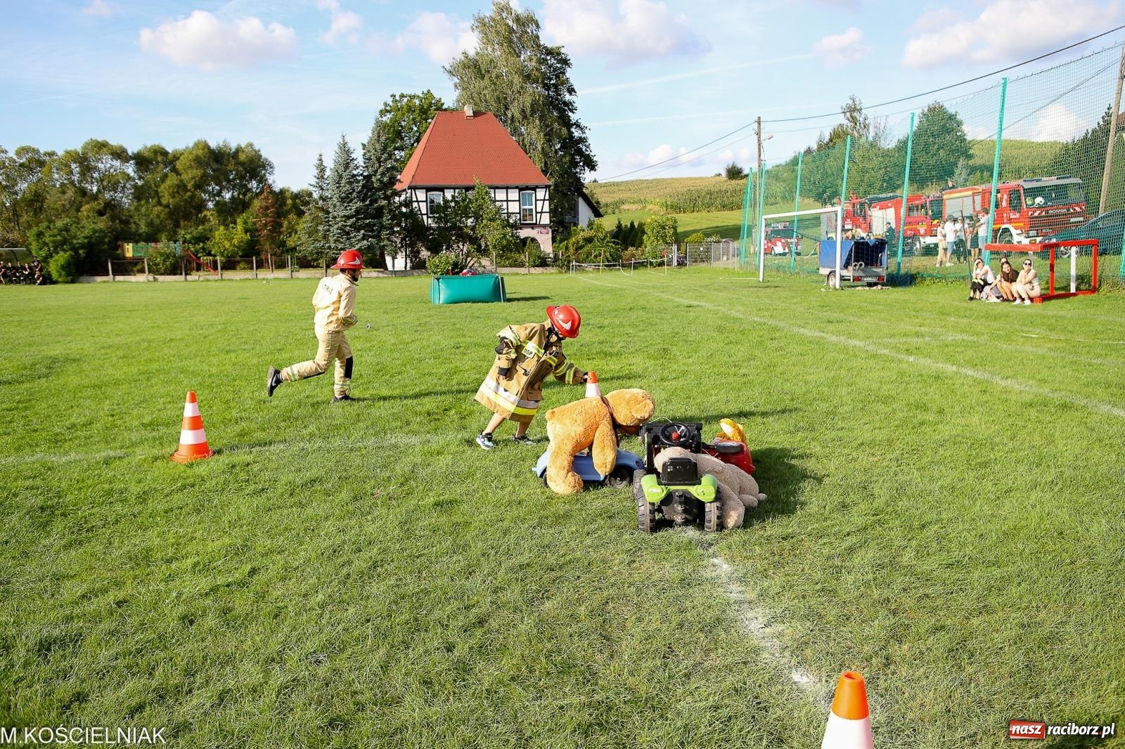 Zdjęcie w galerii na portalu naszraciborz.pl: OSP Brzeźnica wygrywa zawody gminne w Rudniku [FOTO i WIDEO] wiadomości z regionu