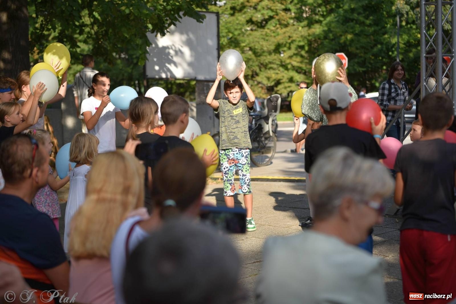 Zdjęcie w galerii na portalu naszraciborz.pl: Spotkałem Pana 2023. Dzień drugi wiadomości z regionu