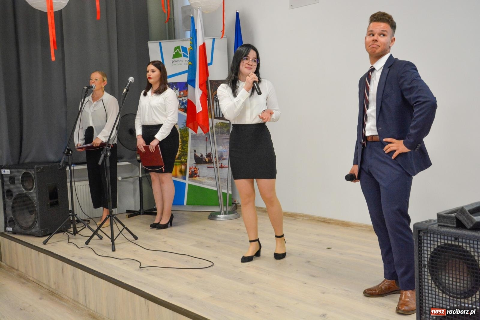 Zdjęcie w galerii na portalu naszraciborz.pl: Misja, kasa i wstyd. Powiatowe rozpoczęcie roku szkolnego w Gastronomiku wiadomości z regionu