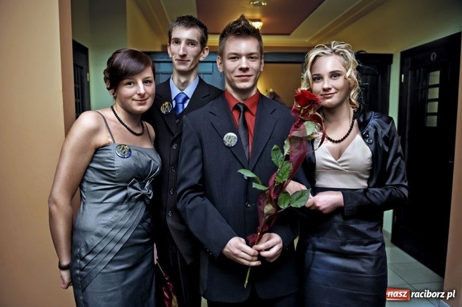 Zdjęcie w galerii na portalu naszraciborz.pl: ZSZ bawił się w Bravo wiadomości z regionu