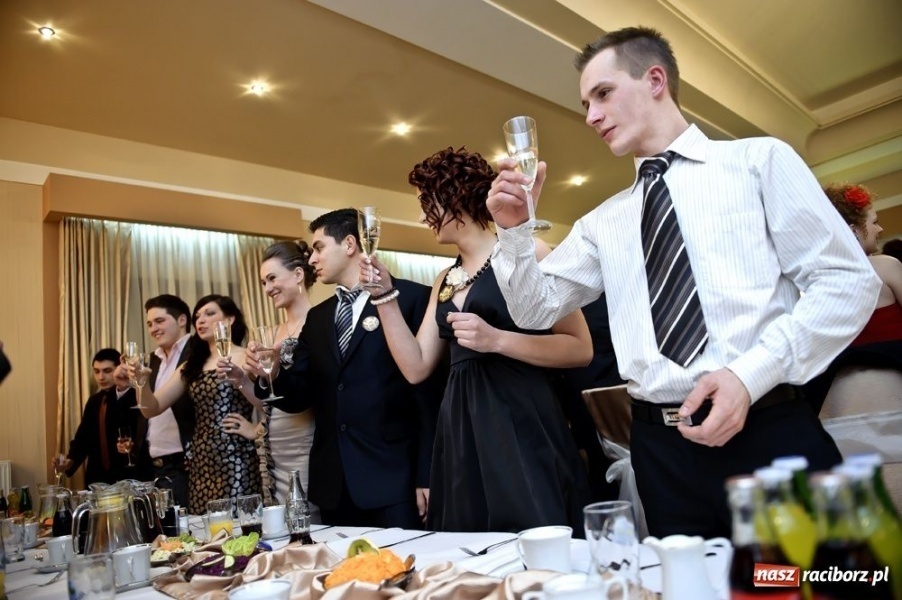 Zdjęcie w galerii na portalu naszraciborz.pl: ZSZ bawił się w Bravo wiadomości z regionu