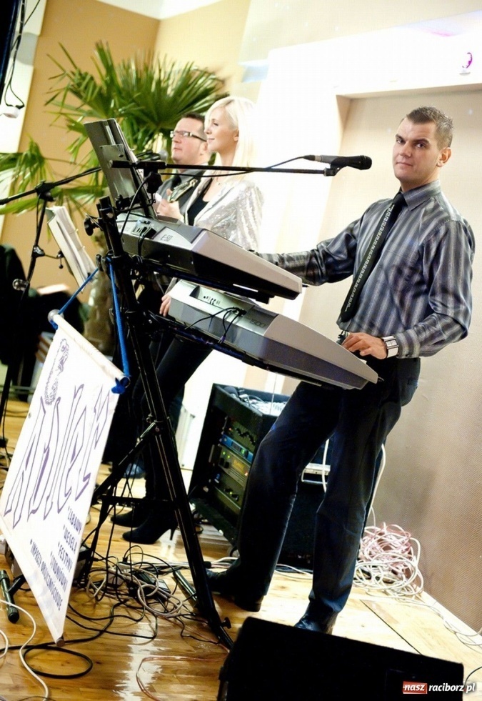 Zdjęcie w galerii na portalu naszraciborz.pl: ZSZ bawił się w Bravo wiadomości z regionu