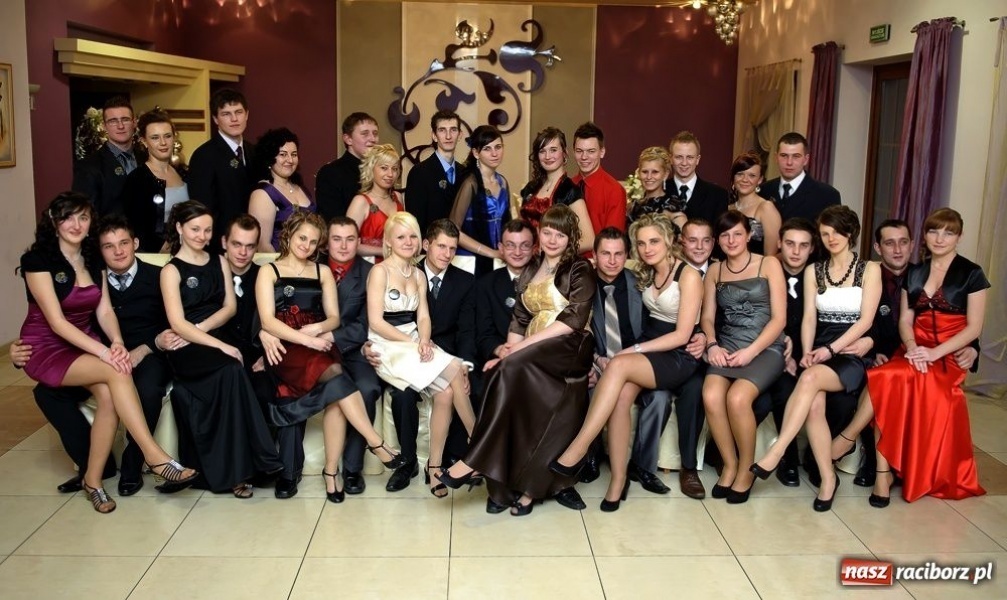 Zdjęcie w galerii na portalu naszraciborz.pl: ZSZ bawił się w Bravo wiadomości z regionu