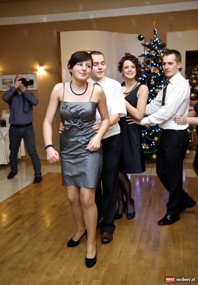 Zdjęcie w galerii na portalu naszraciborz.pl: ZSZ bawił się w Bravo wiadomości z regionu