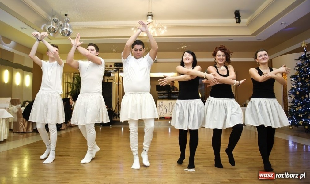 Zdjęcie w galerii na portalu naszraciborz.pl: ZSZ bawił się w Bravo wiadomości z regionu