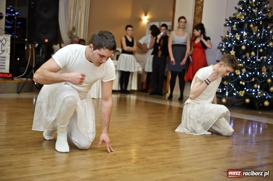 Zdjęcie w galerii na portalu naszraciborz.pl: ZSZ bawił się w Bravo wiadomości z regionu