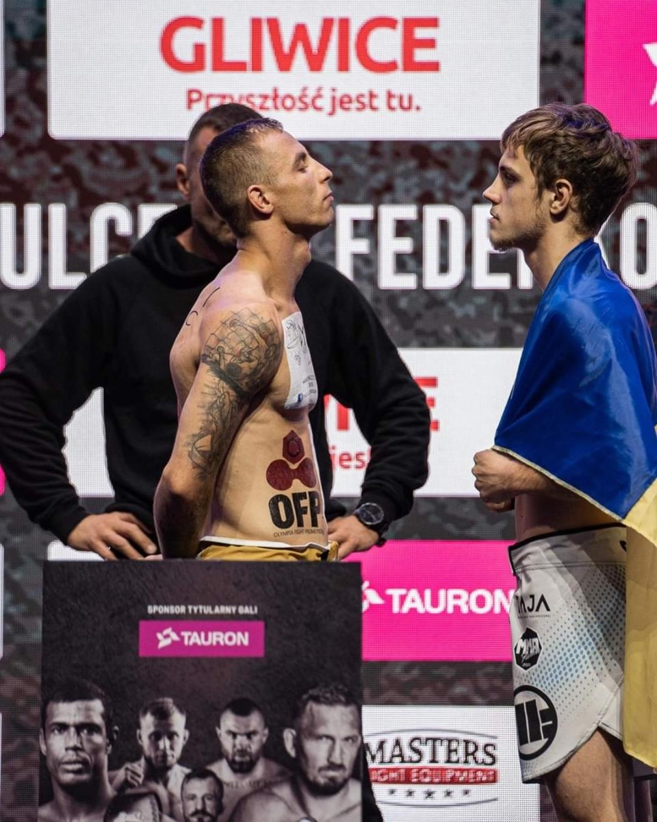 Zdjęcie w galerii na portalu naszraciborz.pl: Dawid Szulcek zadebiutował na gali FEN wiadomości z regionu