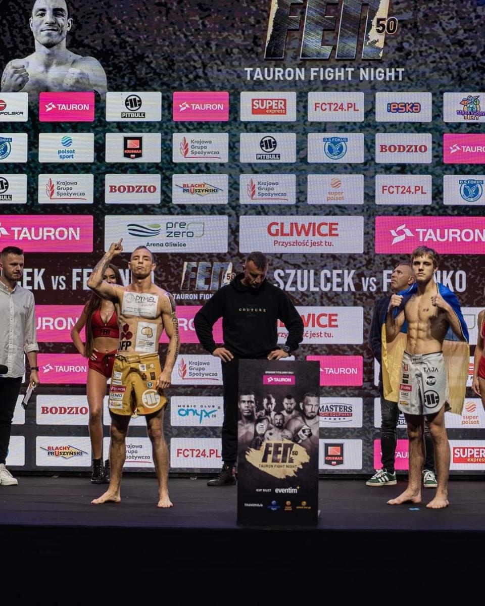 Zdjęcie w galerii na portalu naszraciborz.pl: Dawid Szulcek zadebiutował na gali FEN wiadomości z regionu