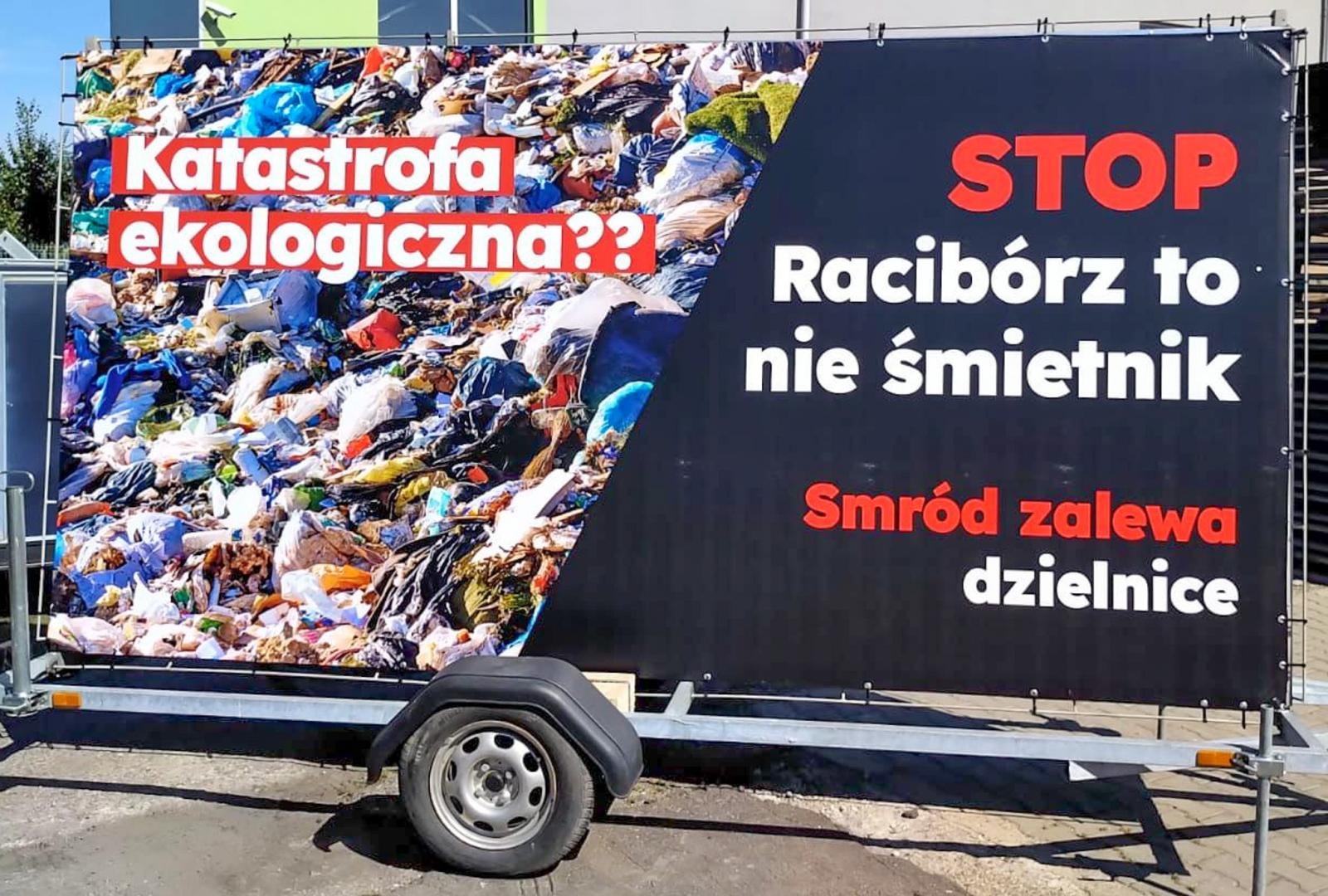 Zdjęcie w galerii na portalu naszraciborz.pl: Polowy milczy, Racibórz to nie śmietnik. Dwa wnioski o sesję nadzwyczajną Rady Miasta wiadomości z regionu