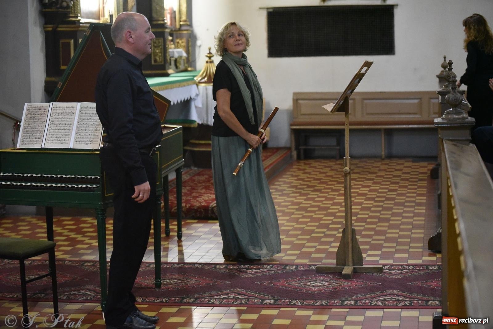 Zdjęcie w galerii na portalu naszraciborz.pl: W kręgu rodziny Bachów. Koncert w kościele farnym [FOTO i WIDEO] wiadomości z regionu