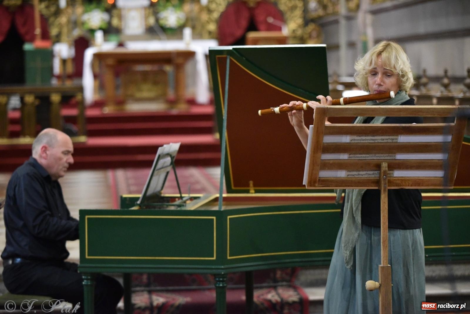 Zdjęcie w galerii na portalu naszraciborz.pl: W kręgu rodziny Bachów. Koncert w kościele farnym [FOTO i WIDEO] wiadomości z regionu