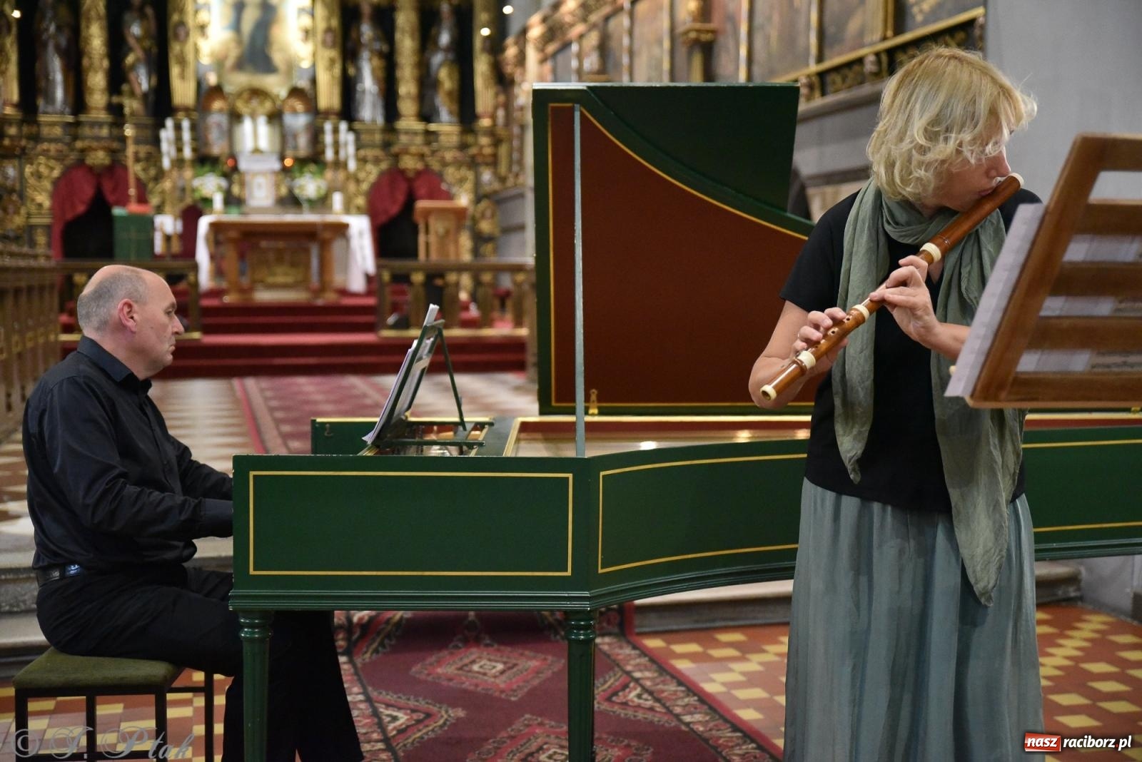 Zdjęcie w galerii na portalu naszraciborz.pl: W kręgu rodziny Bachów. Koncert w kościele farnym [FOTO i WIDEO] wiadomości z regionu