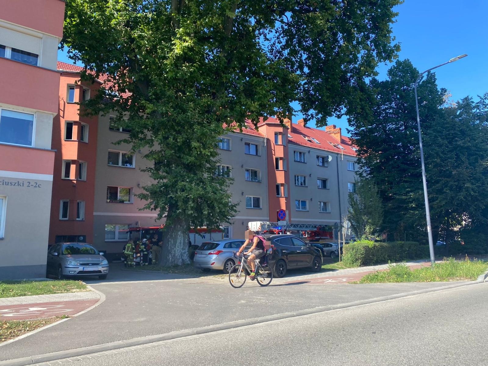 Zdjęcie w galerii na portalu naszraciborz.pl: Strażacka akcja przy Kościuszki. W akcji pięć zastępów [FOTO] wiadomości z regionu