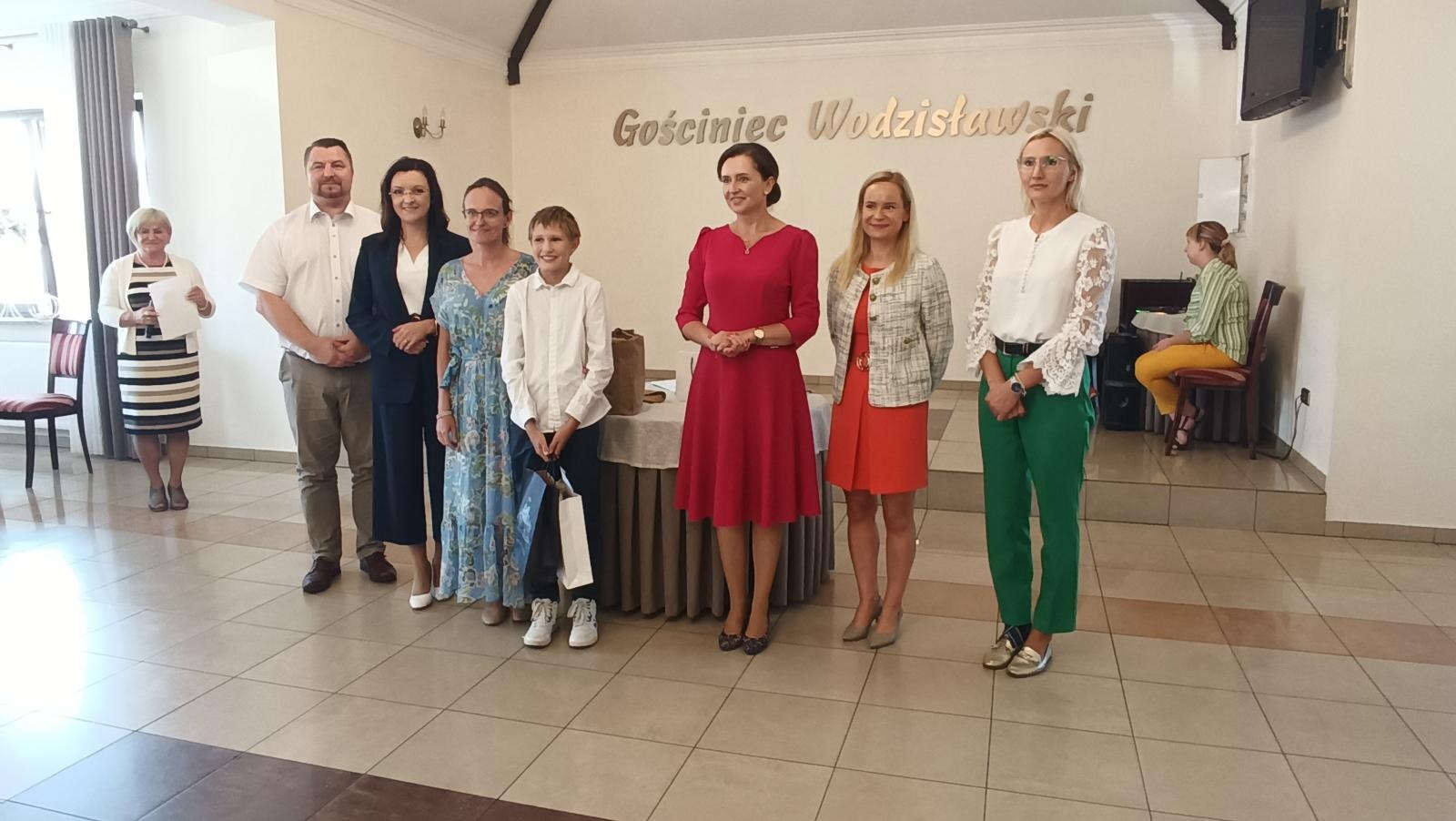 Zdjęcie w galerii na portalu naszraciborz.pl: Sukces uczniów z Rudnika w konkursie senackim List do Taty wiadomości z regionu