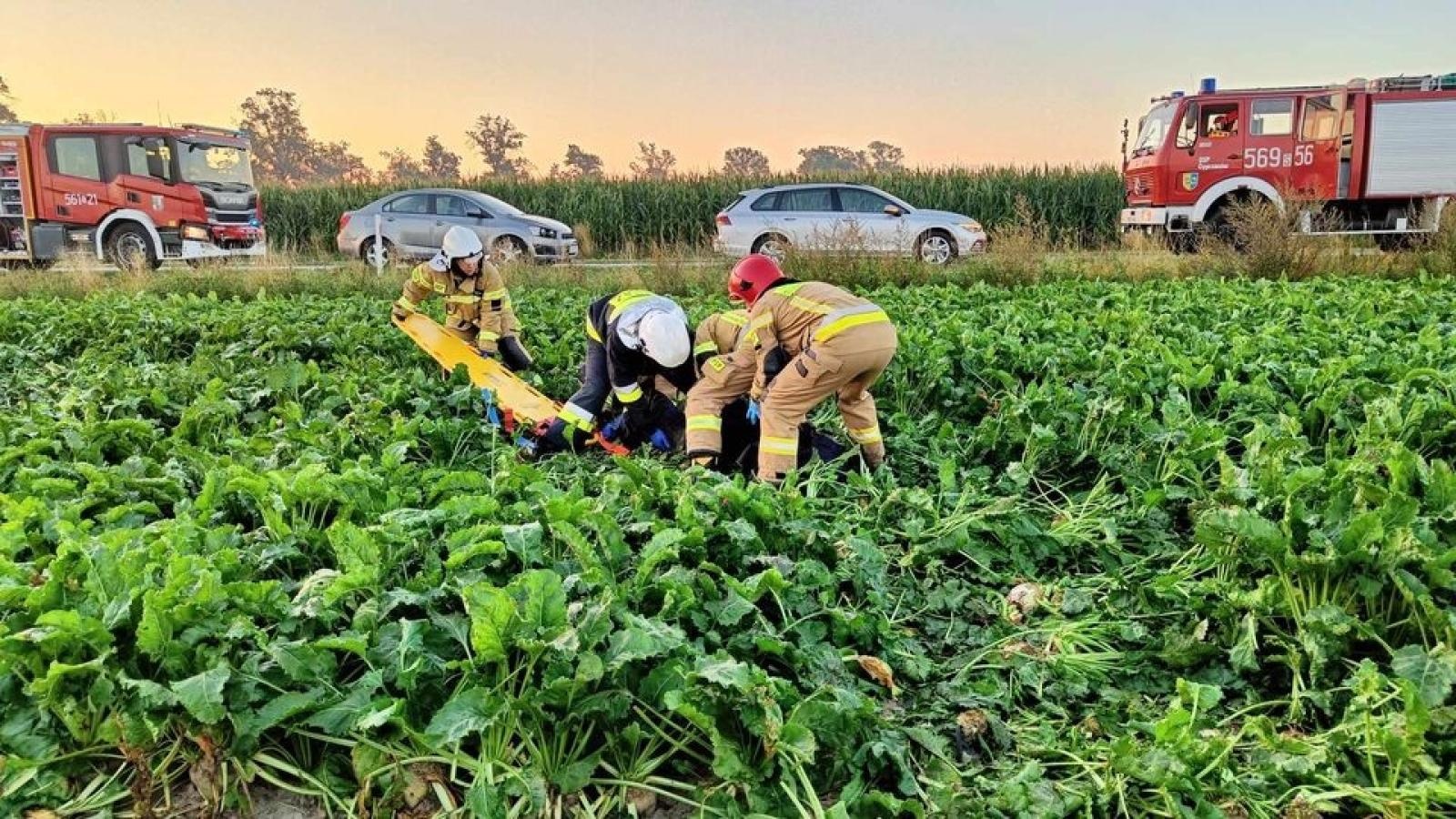 Zdjęcie w galerii na portalu naszraciborz.pl: Skoda fabia dachowała w Lekartowie [FOTO] wiadomości z regionu
