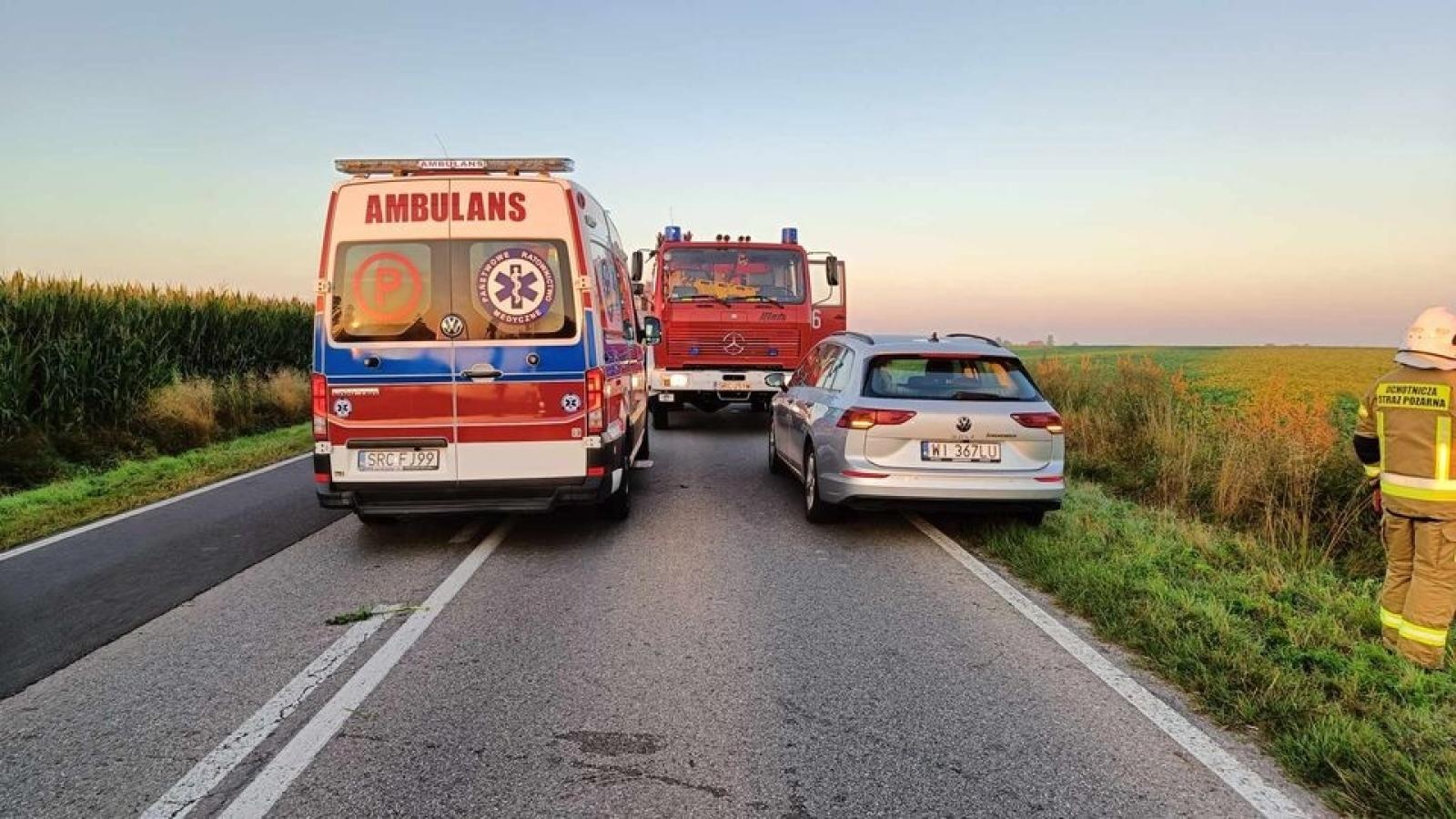 Zdjęcie w galerii na portalu naszraciborz.pl: Skoda fabia dachowała w Lekartowie [FOTO] wiadomości z regionu