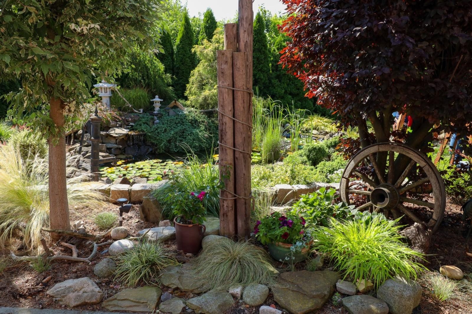 Zdjęcie w galerii na portalu naszraciborz.pl: Konkurs Zielono Mi - laureatki w kategorii najpiękniejszy ogród przydomowy wiadomości z regionu