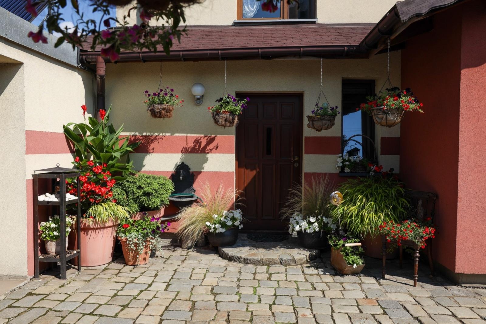 Zdjęcie w galerii na portalu naszraciborz.pl: Konkurs Zielono Mi - laureatki w kategorii najpiękniejszy ogród przydomowy wiadomości z regionu