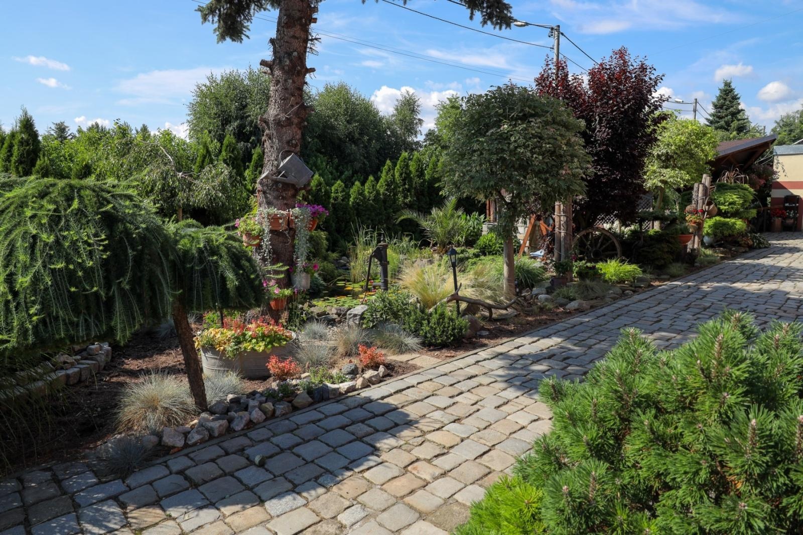 Zdjęcie w galerii na portalu naszraciborz.pl: Konkurs Zielono Mi - laureatki w kategorii najpiękniejszy ogród przydomowy wiadomości z regionu