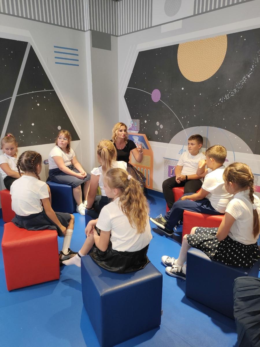 Zdjęcie w galerii na portalu naszraciborz.pl: Świadomość procentuje. SP Tworków w ogólnopolskim konkursie wiadomości z regionu