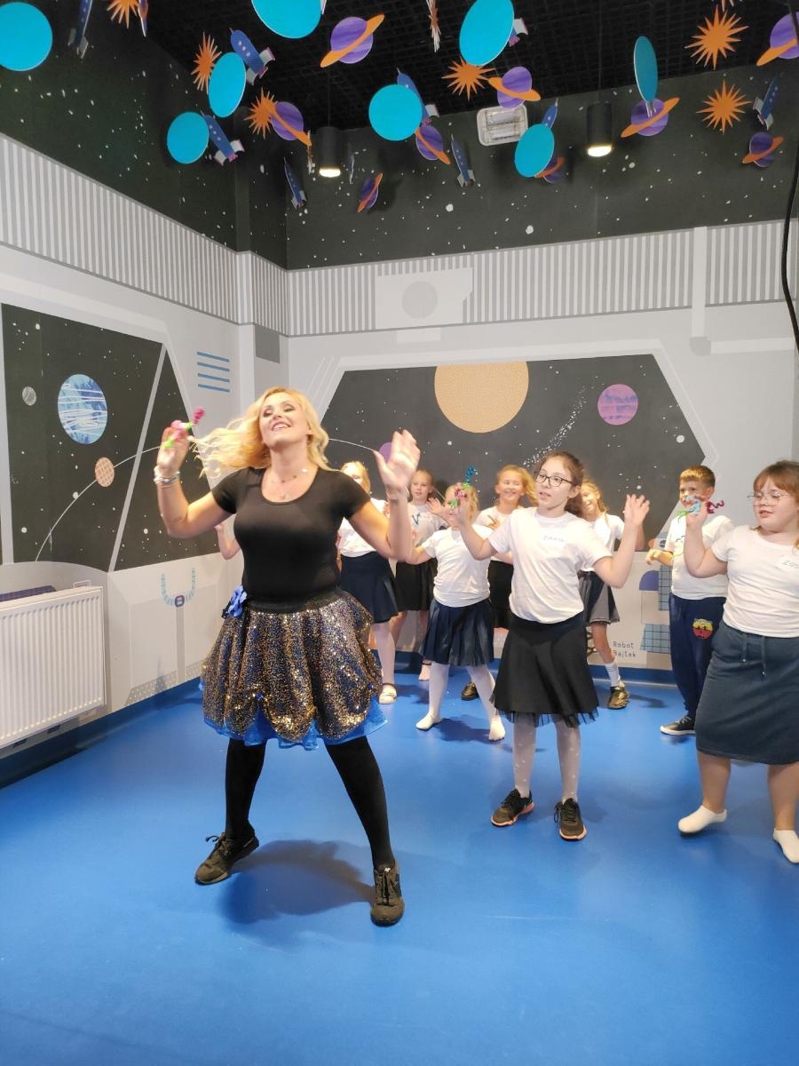 Zdjęcie w galerii na portalu naszraciborz.pl: Świadomość procentuje. SP Tworków w ogólnopolskim konkursie wiadomości z regionu