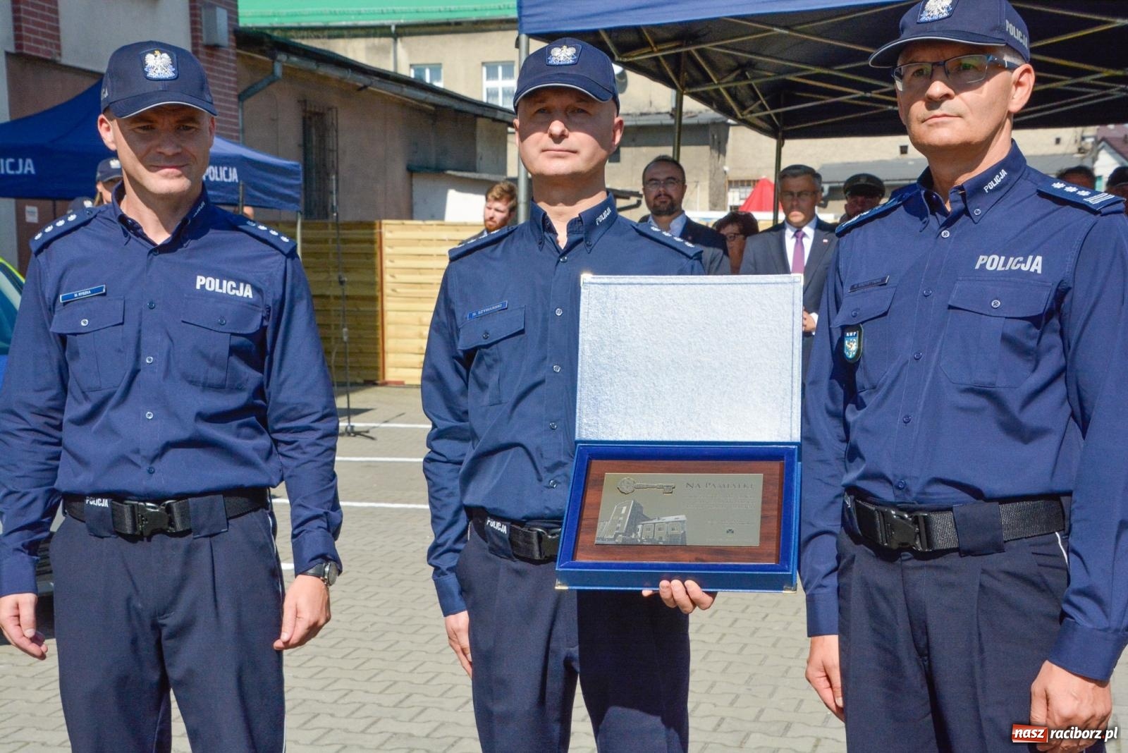 Zdjęcie w galerii na portalu naszraciborz.pl: Do Pietrowic Wielkich wrócił posterunek policji [FOTO i WIDEO] wiadomości z regionu