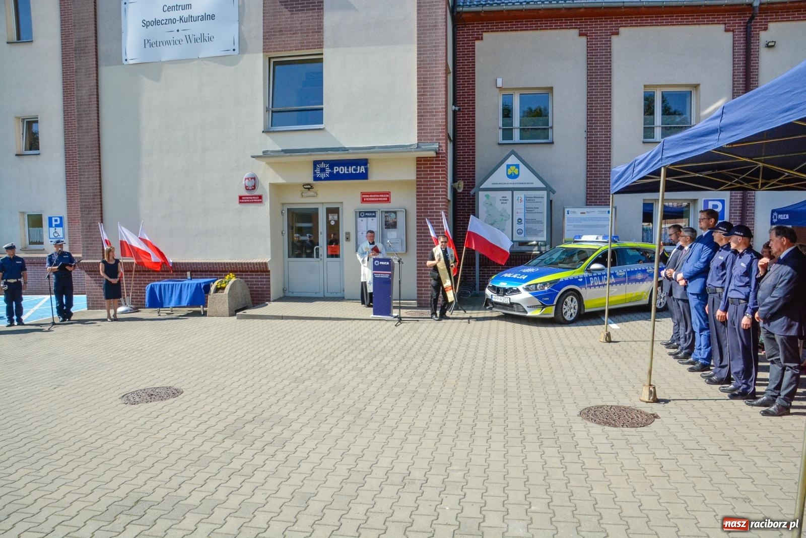 Zdjęcie w galerii na portalu naszraciborz.pl: Do Pietrowic Wielkich wrócił posterunek policji [FOTO i WIDEO] wiadomości z regionu