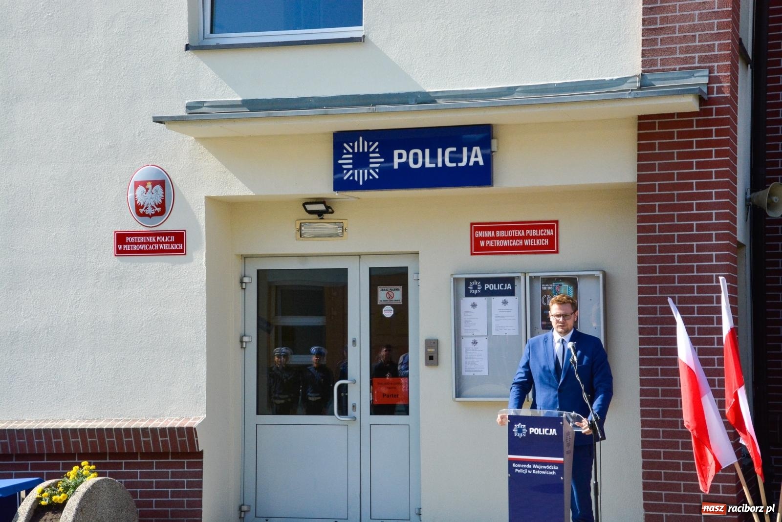 Zdjęcie w galerii na portalu naszraciborz.pl: Do Pietrowic Wielkich wrócił posterunek policji [FOTO i WIDEO] wiadomości z regionu