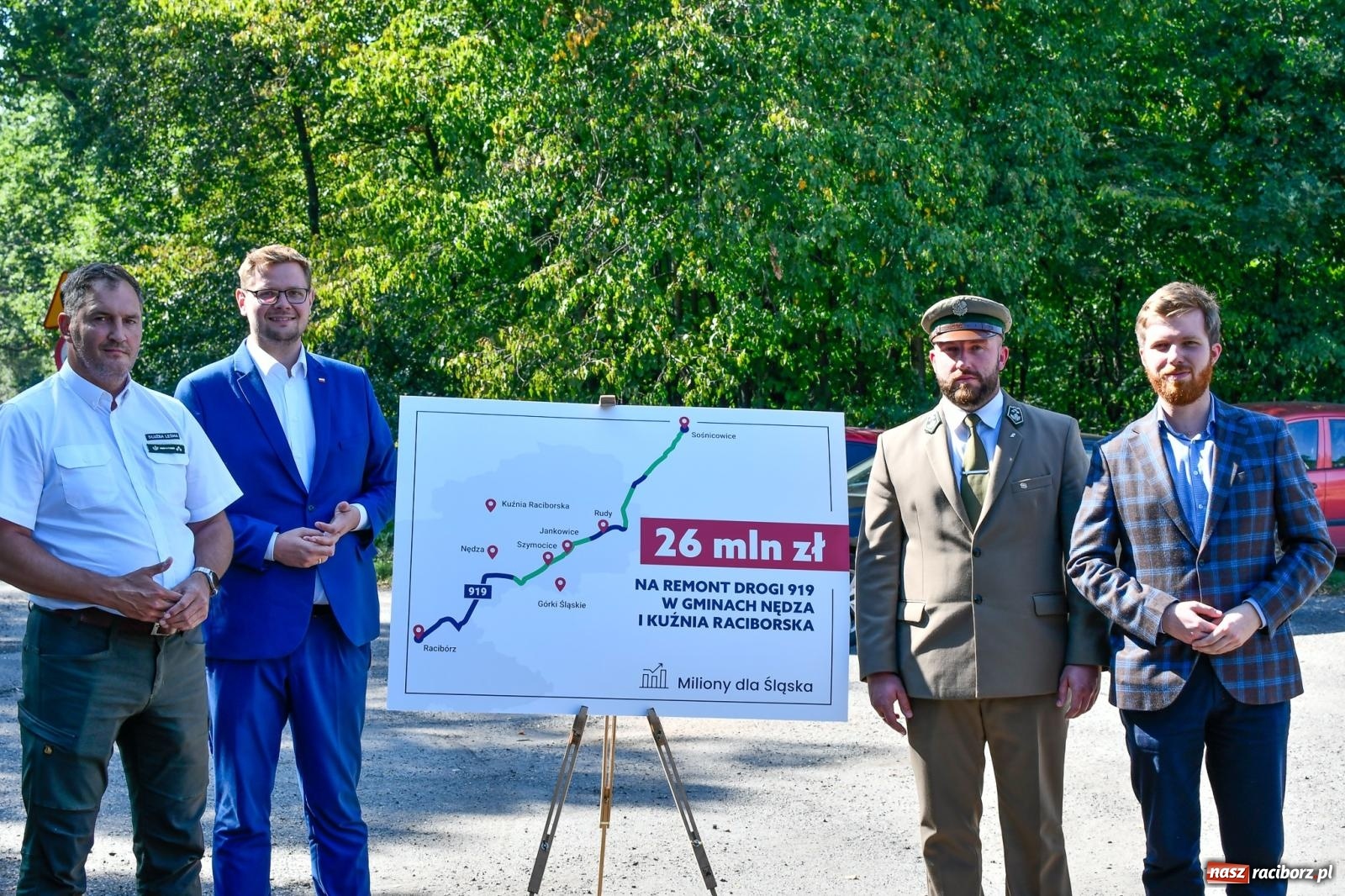 Zdjęcie w galerii na portalu naszraciborz.pl: Lasy Państwowe wsparły remont DW 919 Racibórz-Rudy wiadomości z regionu