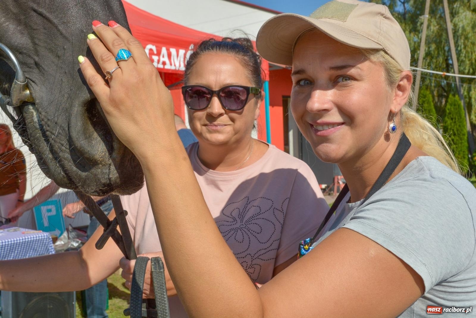 Zdjęcie w galerii na portalu naszraciborz.pl: Cesarskie rajtowanie w Gamowie [FOTO i WIDEO] wiadomości z regionu