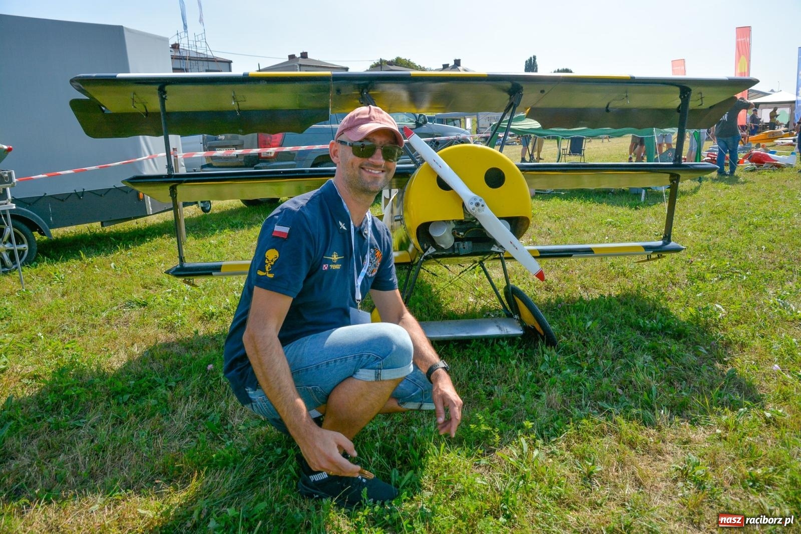 Zdjęcie w galerii na portalu naszraciborz.pl: Raciborskie air show idzie na rekord. Nad Ulgę zjechali modelarze z kilku krajów wiadomości z regionu