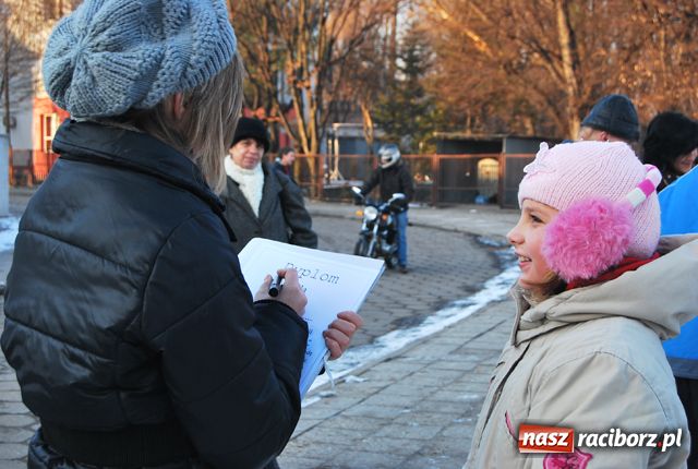 Zdjęcie w galerii na portalu naszraciborz.pl: Kotek, samolot i dmuchana orka... wiadomości z regionu