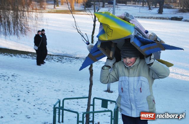 Zdjęcie w galerii na portalu naszraciborz.pl: Kotek, samolot i dmuchana orka... wiadomości z regionu