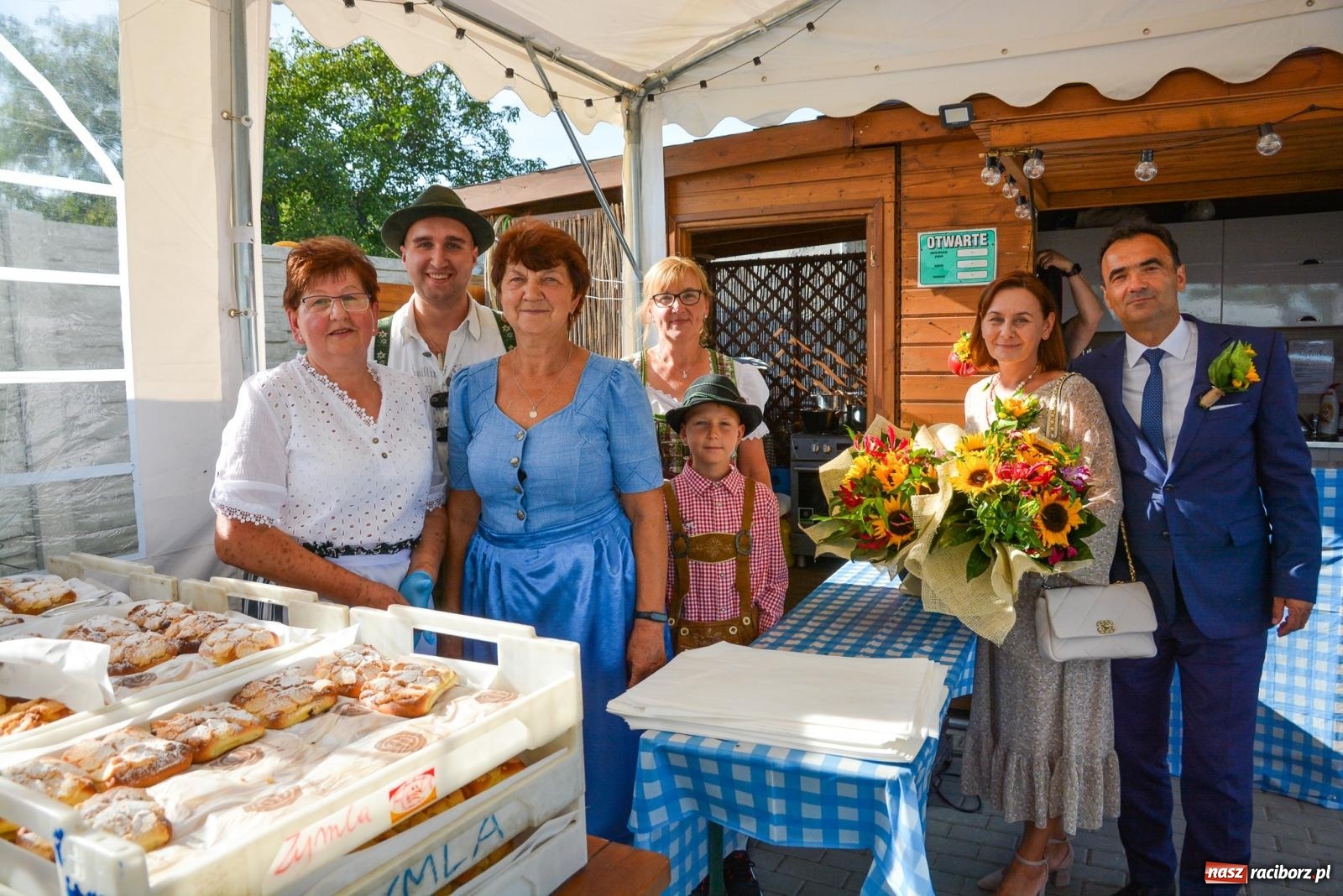 Zdjęcie w galerii na portalu naszraciborz.pl: Dziękowali za plony z kuflem w ręku. Dożynki w Żerdzinach [FOTO i WIDEO] wiadomości z regionu