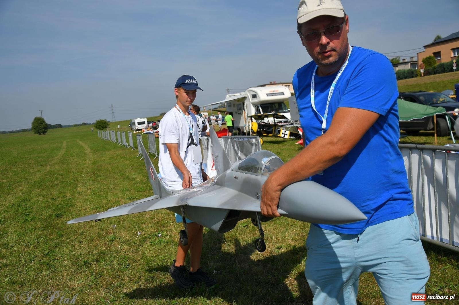 Zdjęcie w galerii na portalu naszraciborz.pl: Filmowe podsumowanie XVI Pikniku Modelarskiego [WIDEO] wiadomości z regionu