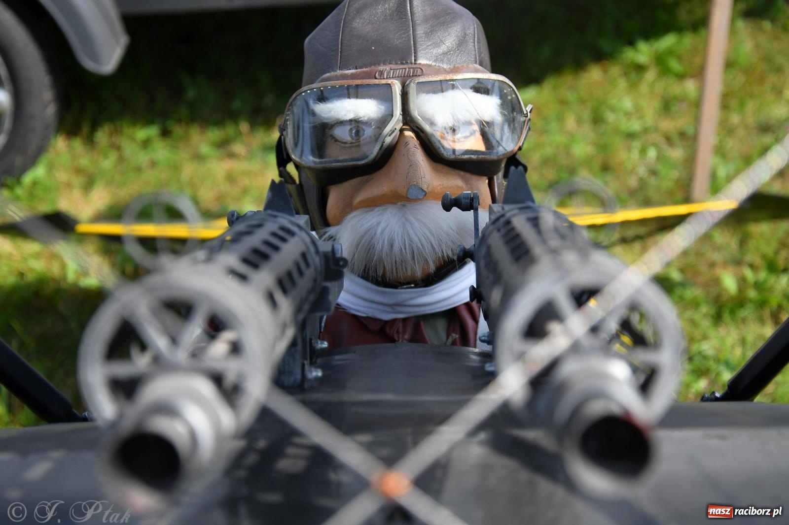 Zdjęcie w galerii na portalu naszraciborz.pl: Filmowe podsumowanie XVI Pikniku Modelarskiego [WIDEO] wiadomości z regionu