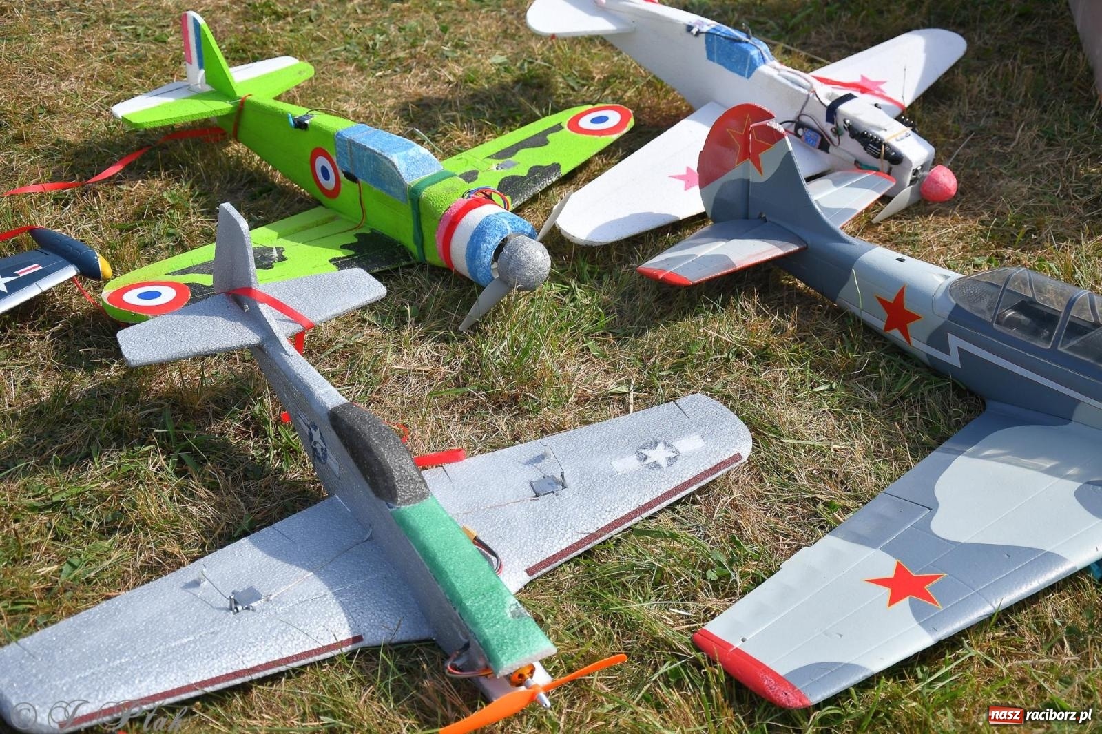 Zdjęcie w galerii na portalu naszraciborz.pl: Filmowe podsumowanie XVI Pikniku Modelarskiego [WIDEO] wiadomości z regionu