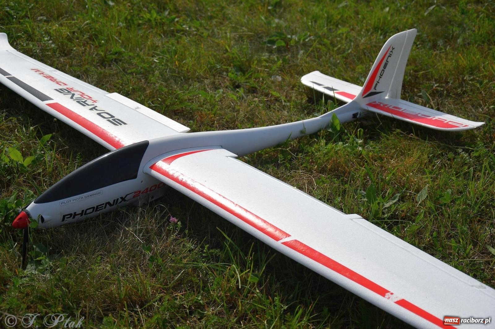 Zdjęcie w galerii na portalu naszraciborz.pl: Filmowe podsumowanie XVI Pikniku Modelarskiego [WIDEO] wiadomości z regionu