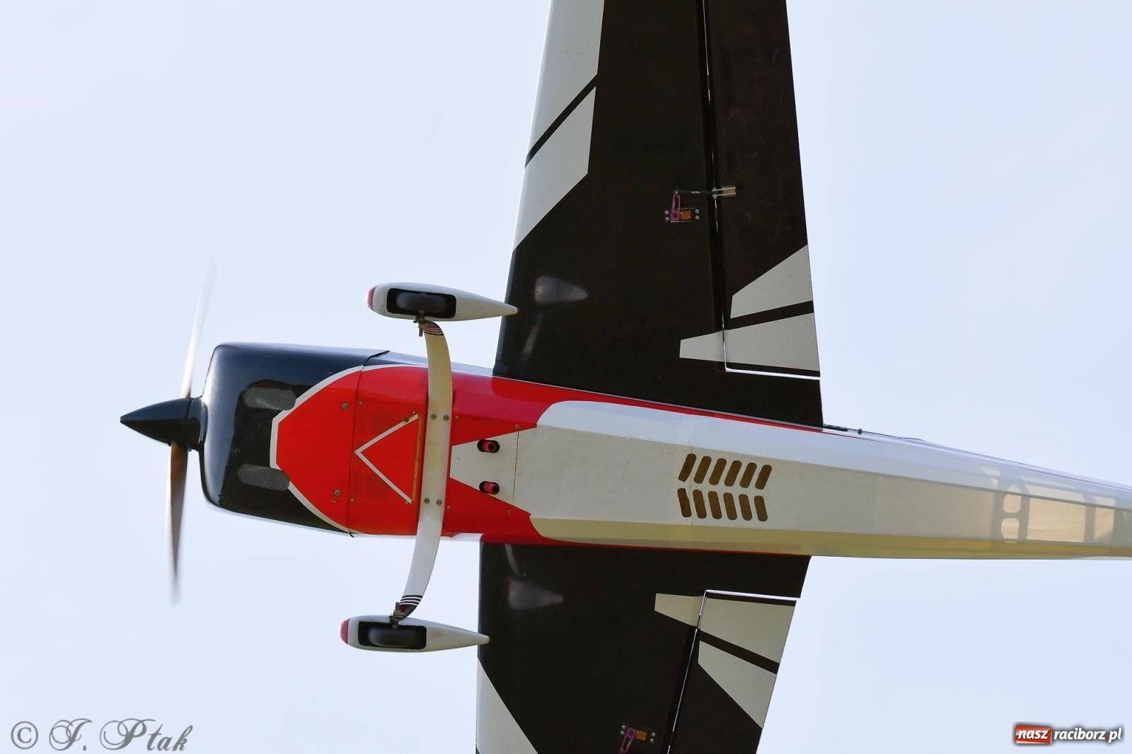 Zdjęcie w galerii na portalu naszraciborz.pl: Filmowe podsumowanie XVI Pikniku Modelarskiego [WIDEO] wiadomości z regionu