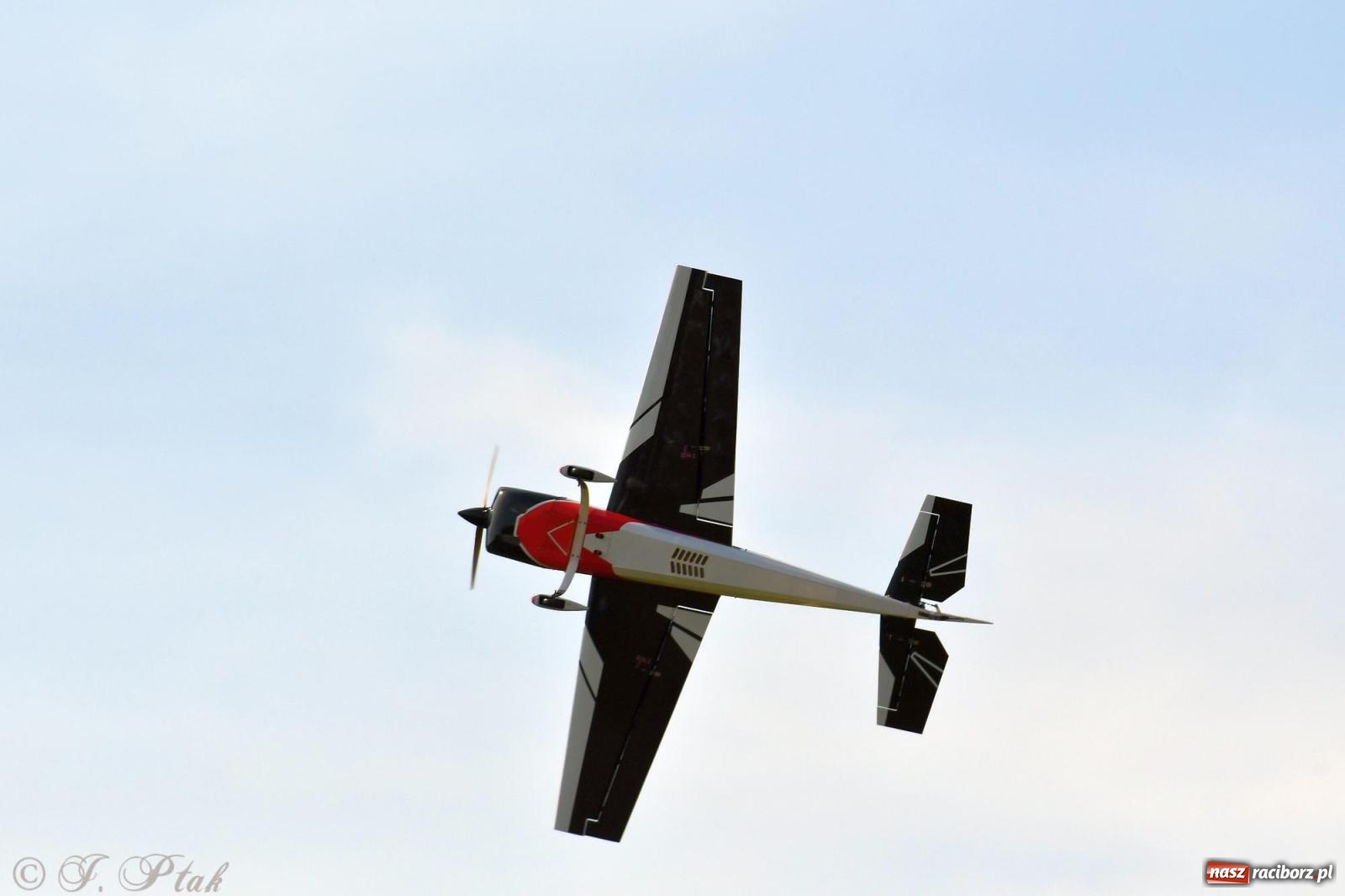 Zdjęcie w galerii na portalu naszraciborz.pl: Filmowe podsumowanie XVI Pikniku Modelarskiego [WIDEO] wiadomości z regionu