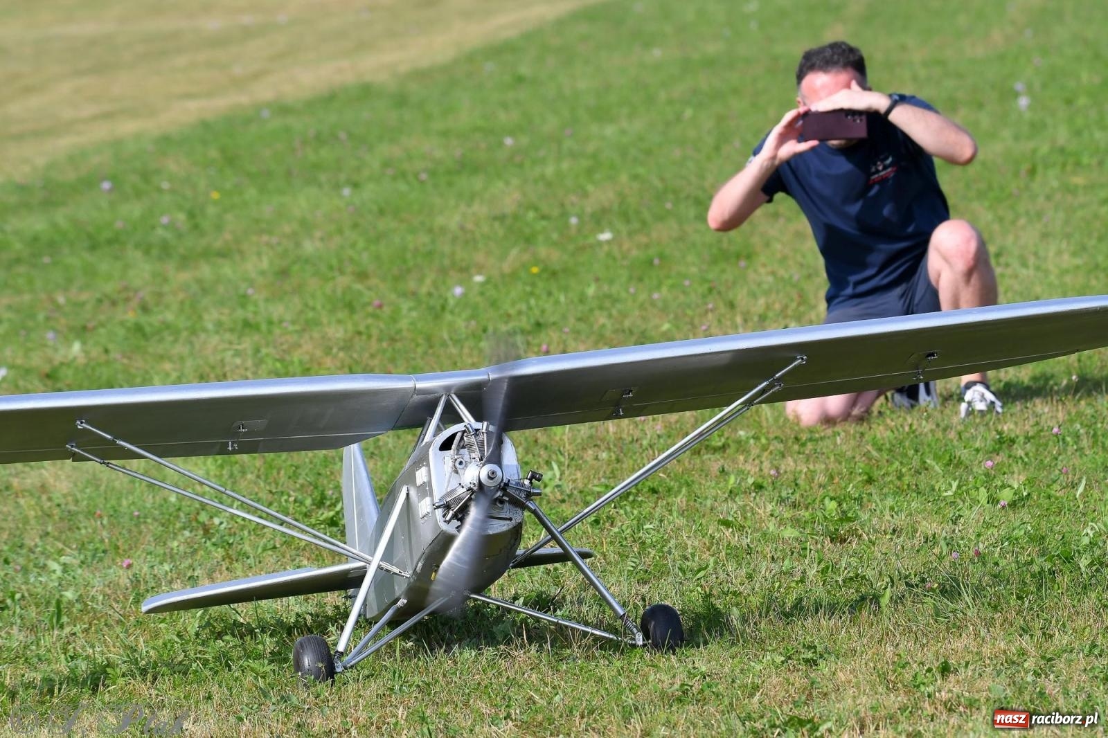 Zdjęcie w galerii na portalu naszraciborz.pl: Filmowe podsumowanie XVI Pikniku Modelarskiego [WIDEO] wiadomości z regionu