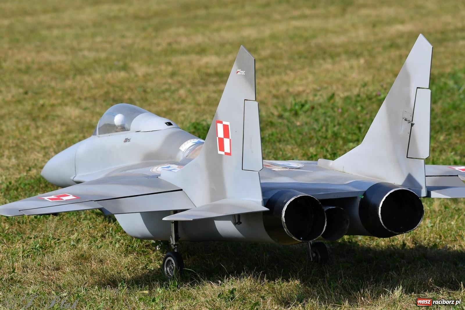 Zdjęcie w galerii na portalu naszraciborz.pl: Filmowe podsumowanie XVI Pikniku Modelarskiego [WIDEO] wiadomości z regionu