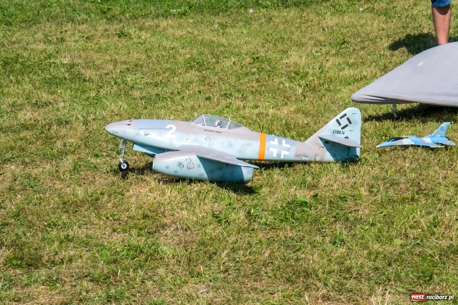 Zdjęcie w galerii na portalu naszraciborz.pl: Filmowe podsumowanie XVI Pikniku Modelarskiego [WIDEO] wiadomości z regionu