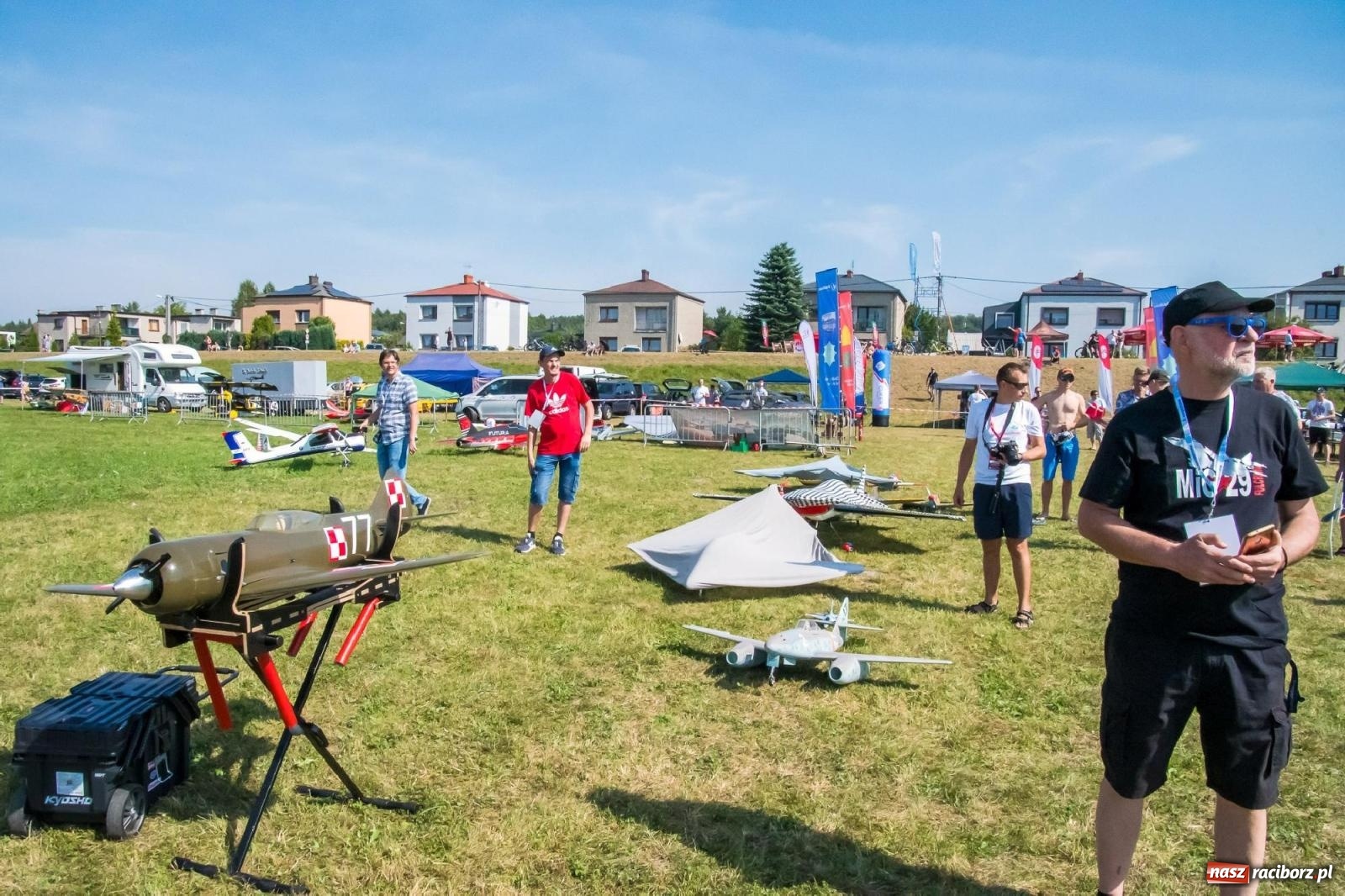 Zdjęcie w galerii na portalu naszraciborz.pl: Filmowe podsumowanie XVI Pikniku Modelarskiego [WIDEO] wiadomości z regionu