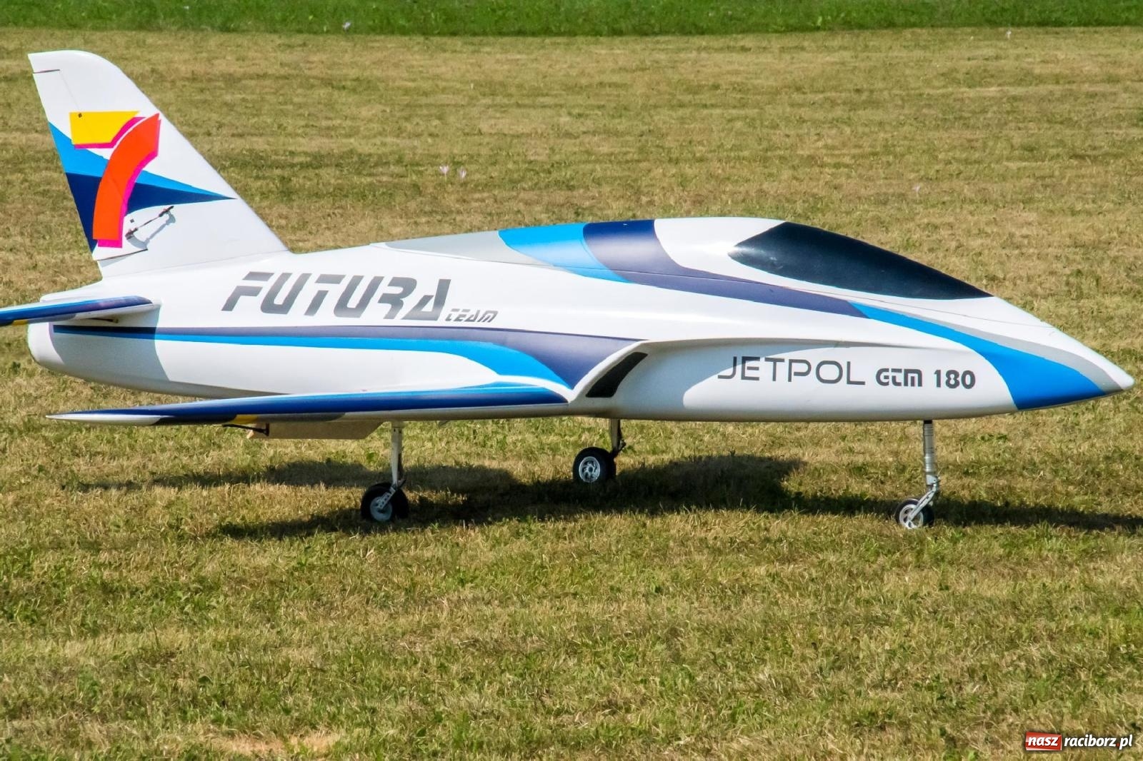 Zdjęcie w galerii na portalu naszraciborz.pl: Filmowe podsumowanie XVI Pikniku Modelarskiego [WIDEO] wiadomości z regionu