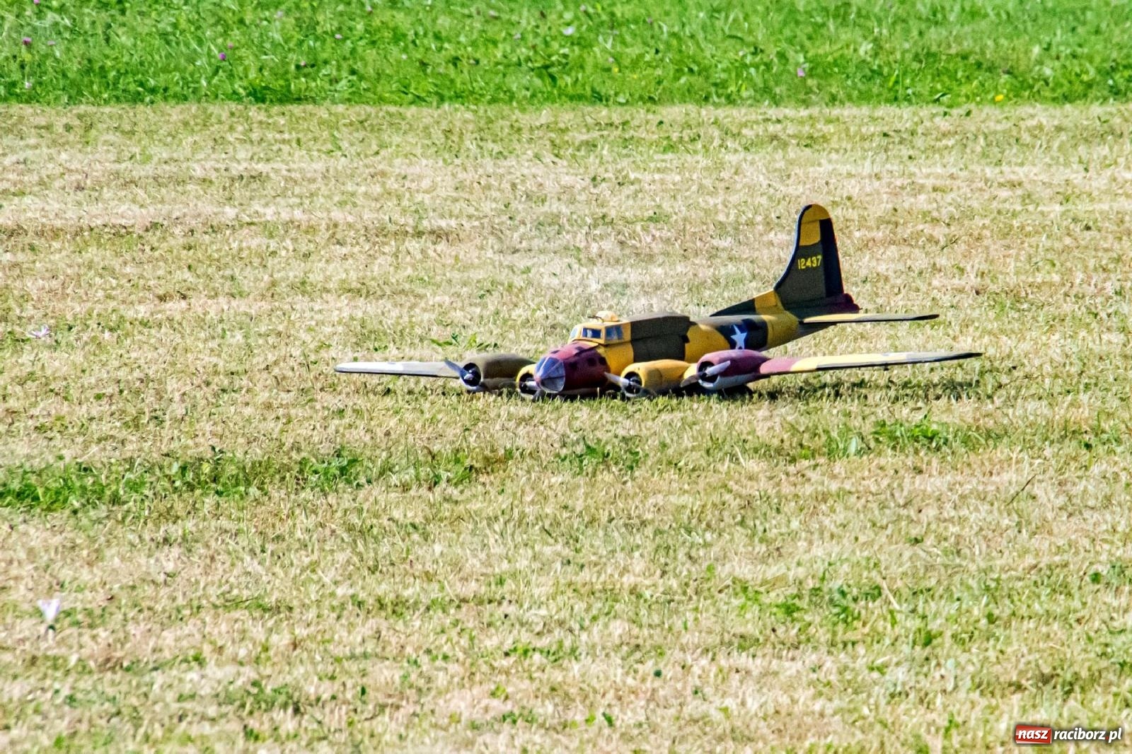 Zdjęcie w galerii na portalu naszraciborz.pl: Filmowe podsumowanie XVI Pikniku Modelarskiego [WIDEO] wiadomości z regionu