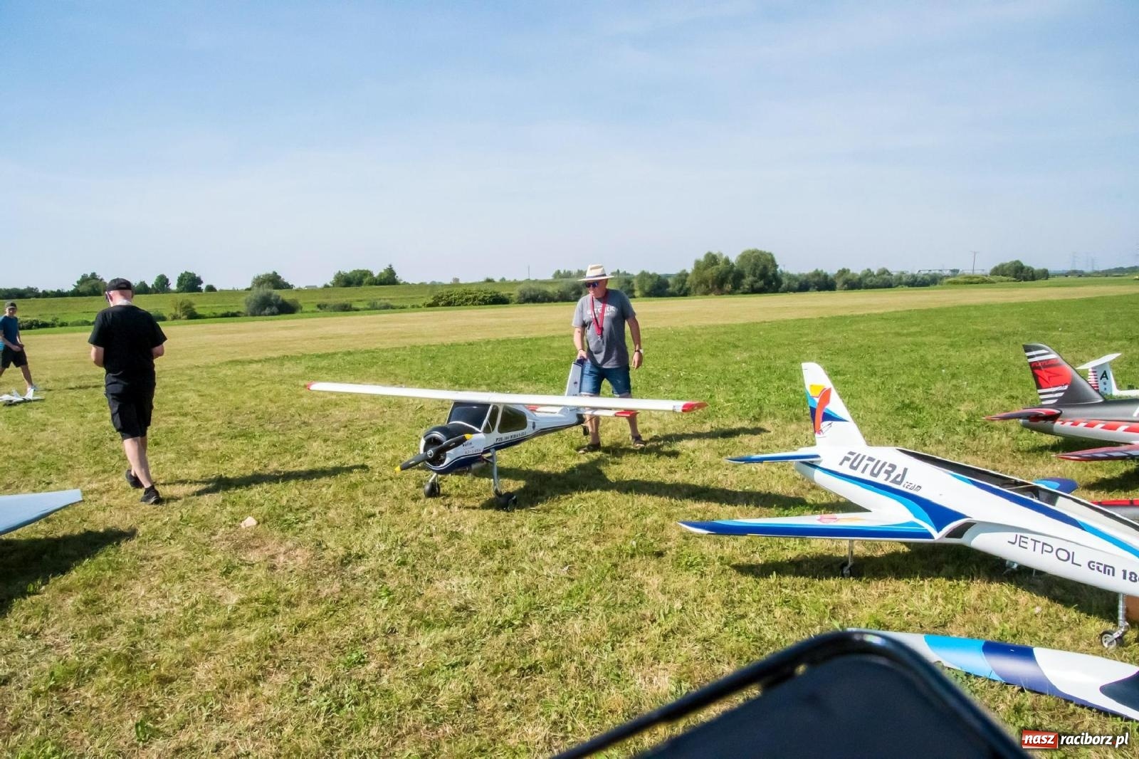Zdjęcie w galerii na portalu naszraciborz.pl: Filmowe podsumowanie XVI Pikniku Modelarskiego [WIDEO] wiadomości z regionu