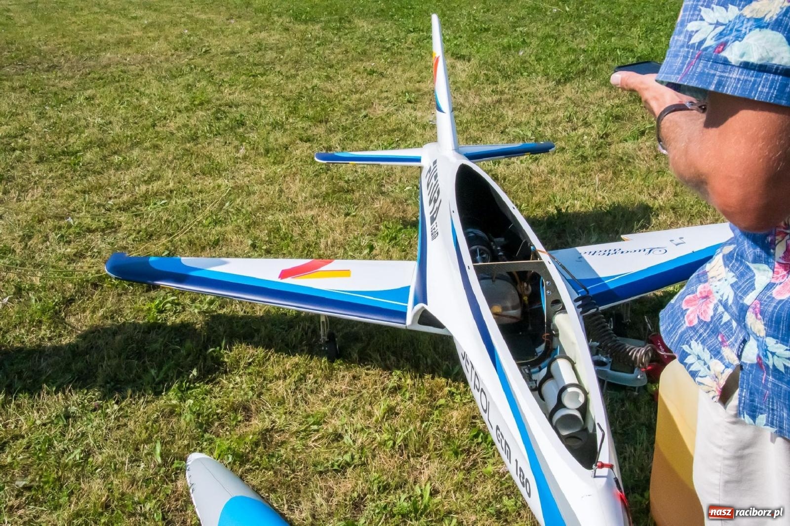 Zdjęcie w galerii na portalu naszraciborz.pl: Filmowe podsumowanie XVI Pikniku Modelarskiego [WIDEO] wiadomości z regionu